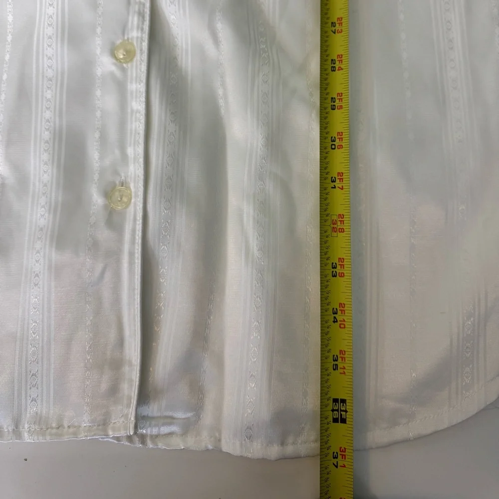 Vintage Miss Elaine White Button Up Nightgown Size‎ Small